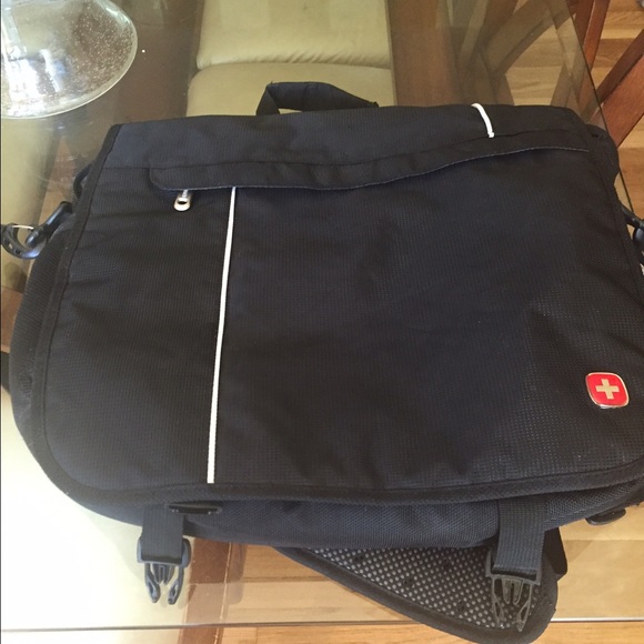 Swiss gear messenger back