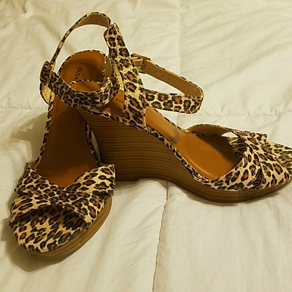 Never worn cheetah print wedges - Picture 1 of 4