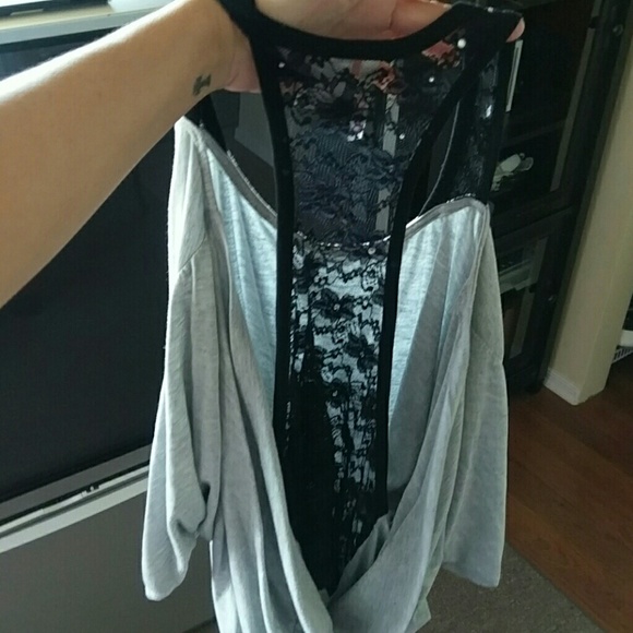 Top - Picture 2 of 3