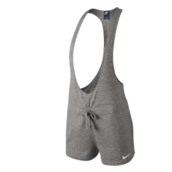 Nike romper size small