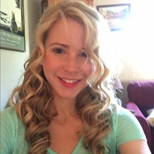 Meet your Posher, Anna