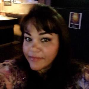 Meet your Posher, Lela