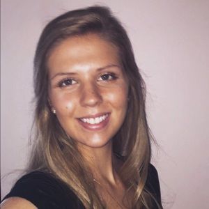 Meet your Posher, Carley