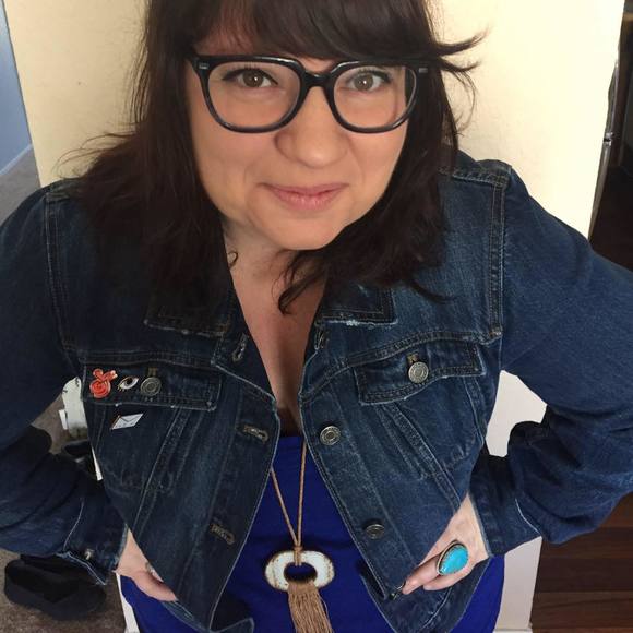 Meet your Posher, Christina - Picture 1 of 1