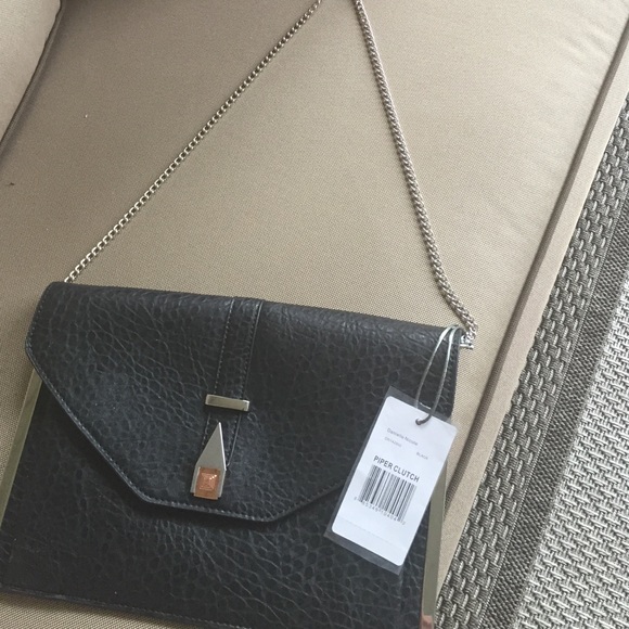 Danielle Nicole piper clutch.