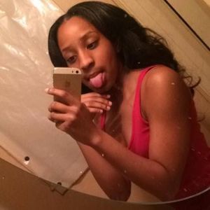 Meet your Posher, Rayshunda