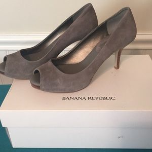 Banana Republic heels