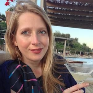 Meet your Posher, Chloe