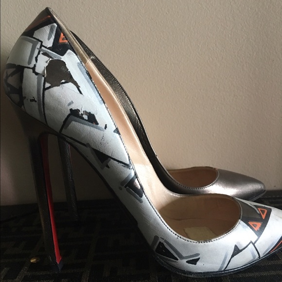 Pumps - Picture 3 of 4