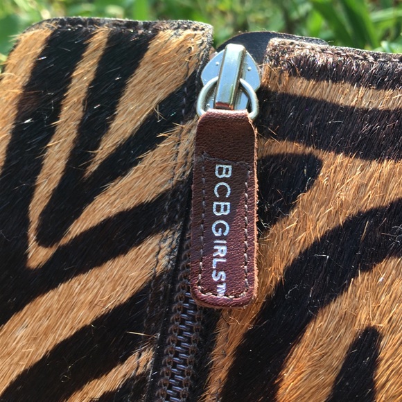 BCBG girls calf hair cowboy boots. Tiger pattern. - Picture 4 of 4