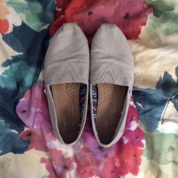 Toms Slip On Shoes