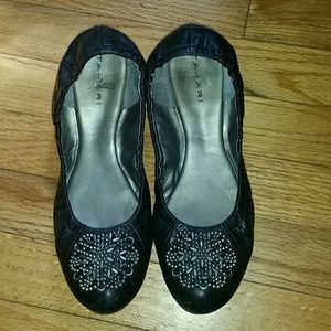 Tahari "Valerie Flats"