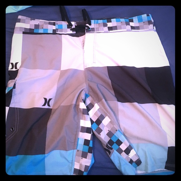 Men's board shorts
