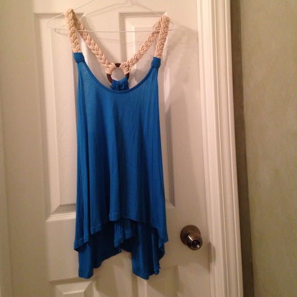 Braided tank top with wood ring