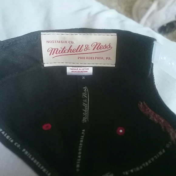 Sold - Picture 3 of 4