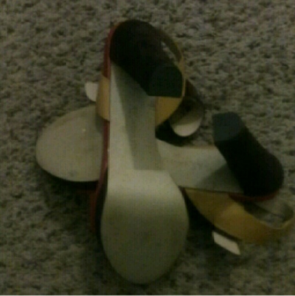 Anne Klein Heels - Picture 3 of 3