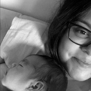 Meet your Posher, Iris