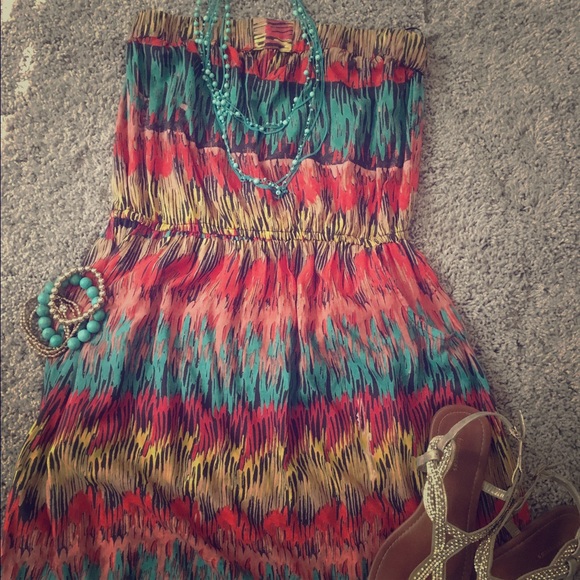 Tribal strapless dress