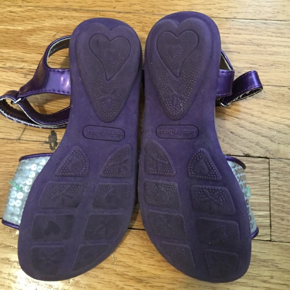 🎉HP!🎉Jumping Jack Sandals - Picture 2 of 3