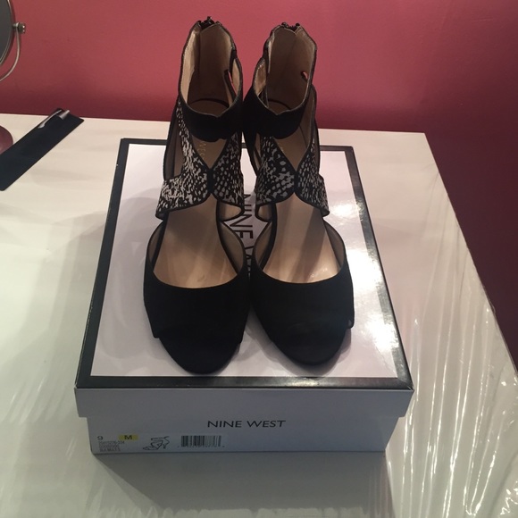Nine West size 9 heels - Picture 1 of 3