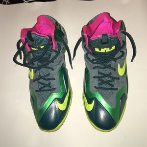 Nike Lebron 11 GS T-Rex Volt Green