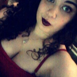 Meet your Posher, Bethanie