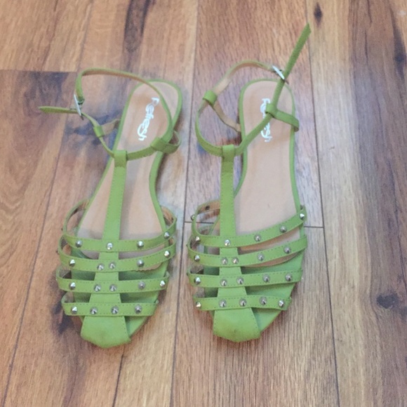 Green Caged sandals with silver stud detail