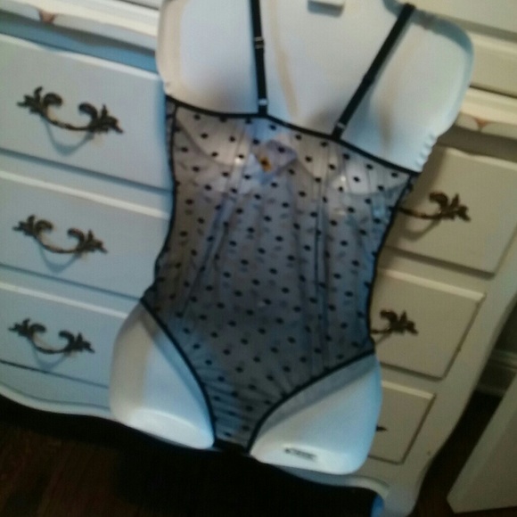 Intimate apparel - Picture 2 of 2