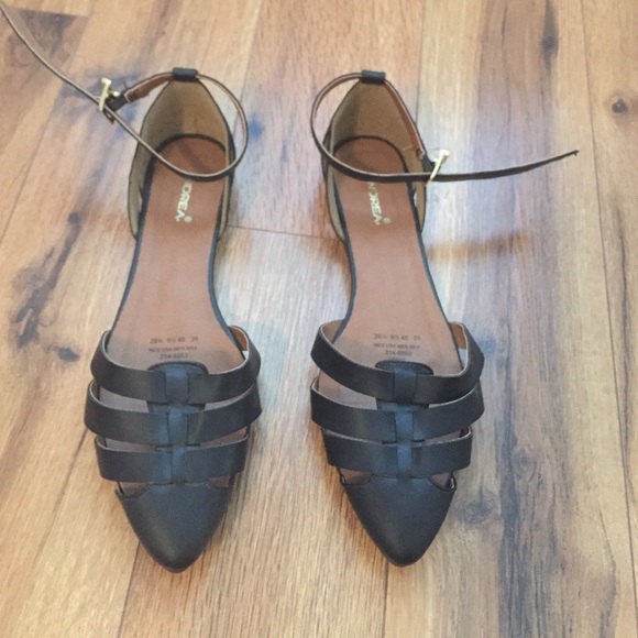 Black ankle strap shoes