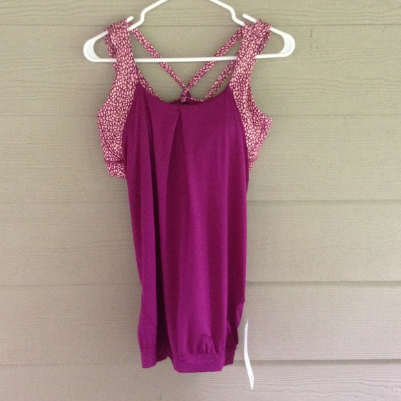 NWT Lululemon nouveau limits workout tank