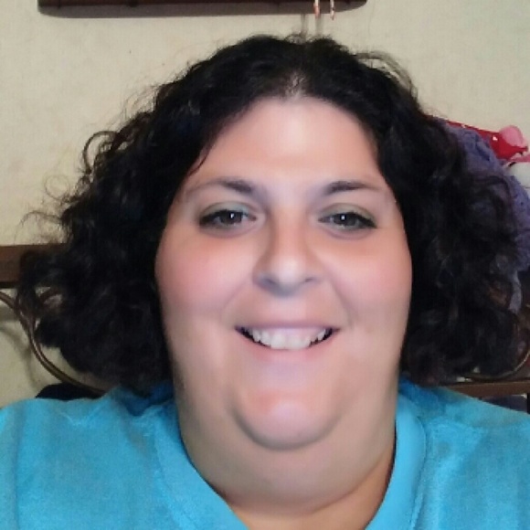 Meet your Posher, Niki