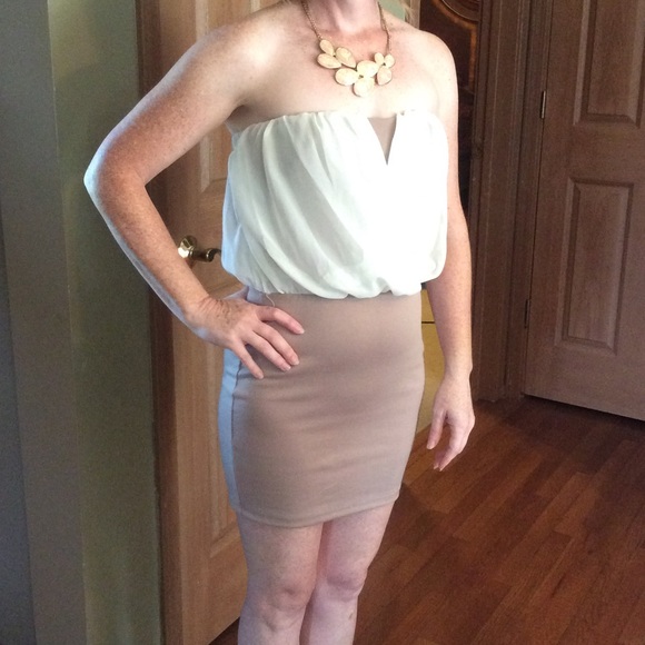Strapless dress