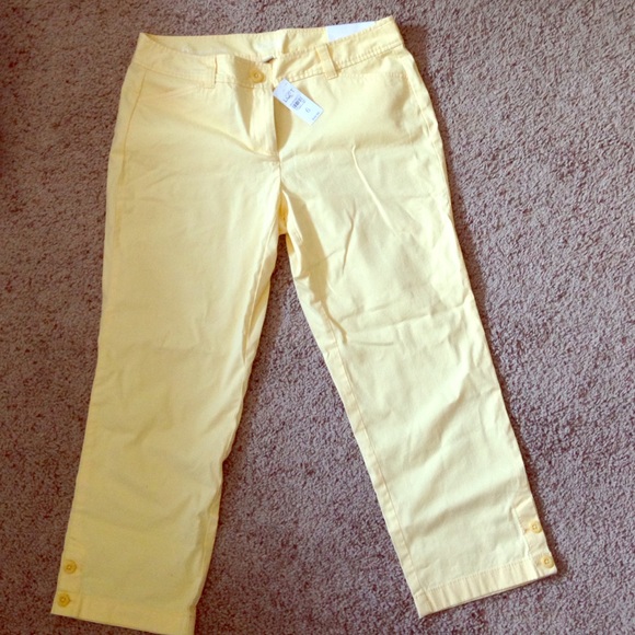 Loft light yellow crop pants
