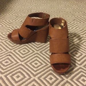 Madden Girl Cognac strappy wedges