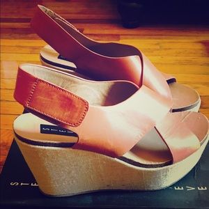Steven Madden Wedge Brown Platforms Size 8.5