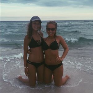 Meet your Posher, Claire