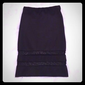 H&M Divided Mesh Panel Midi Skirt. Size S.