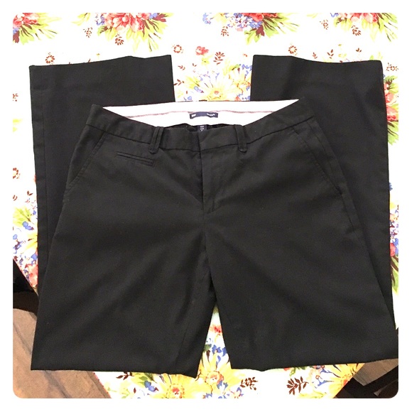 GAP slung fit, ankle cut black pants