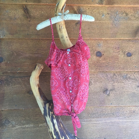 Red paisley tie tank