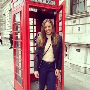 Meet your Posher, Danielle