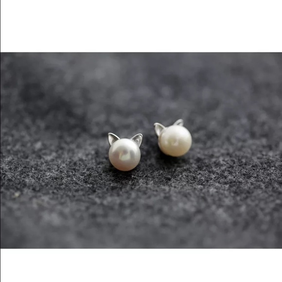 SOLD OUT - Picture 2 of 3