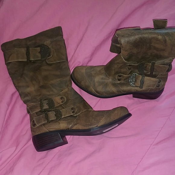 Western riding boots