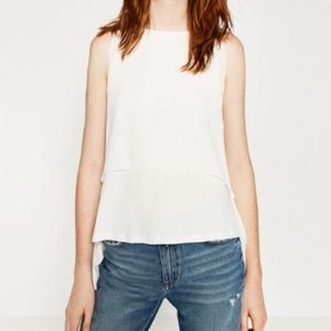 •• NWT•• Zara top with side knots