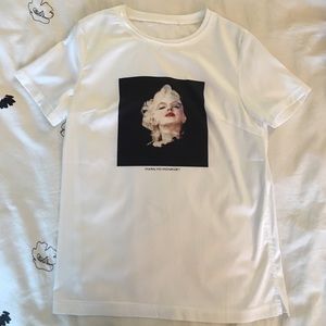Marilyn Monroe white tee