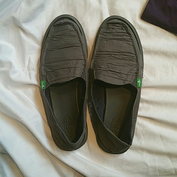 Grey Sanuk Shuffle slip on shoes size 10