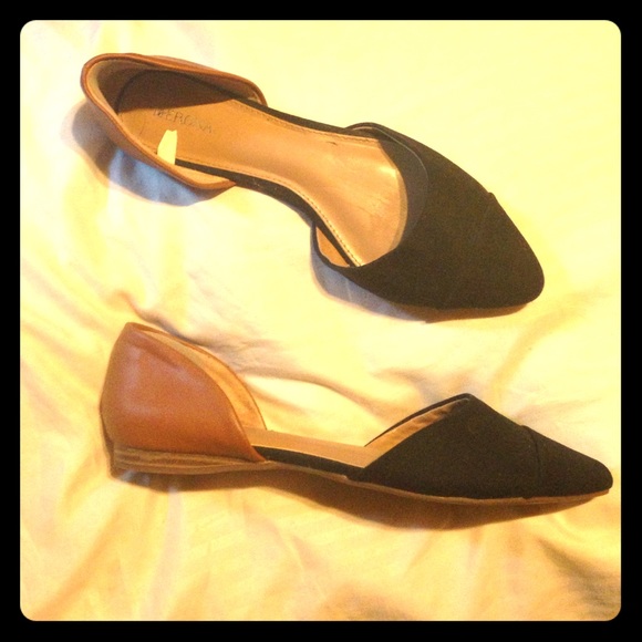 Merona Flats!  Black and Camel color.