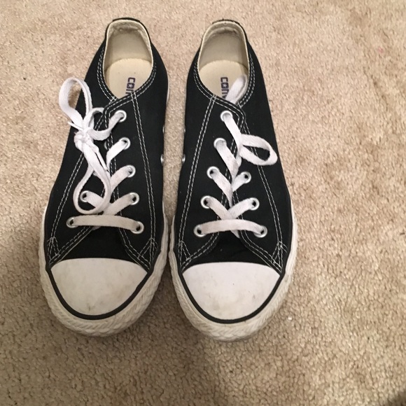 Black converses