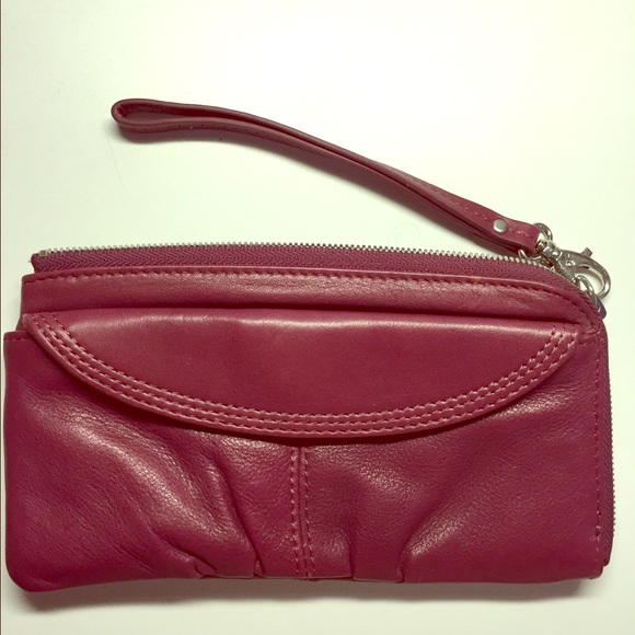 Hobo Leather Wristlet
