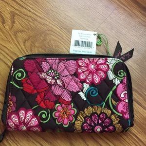NWT Vera Bradley Zip-Around Wallet Mod Floral Pink