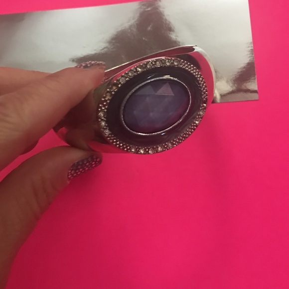 Bracelet - Picture 3 of 3